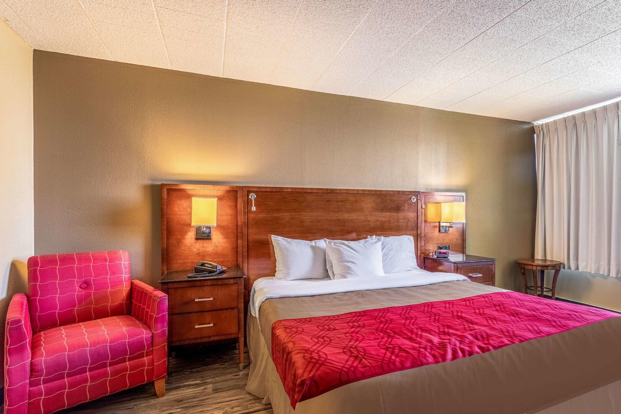 Econo Lodge Fredonia Bagian luar foto
